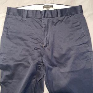 Banana Republic Aiden Chino pants